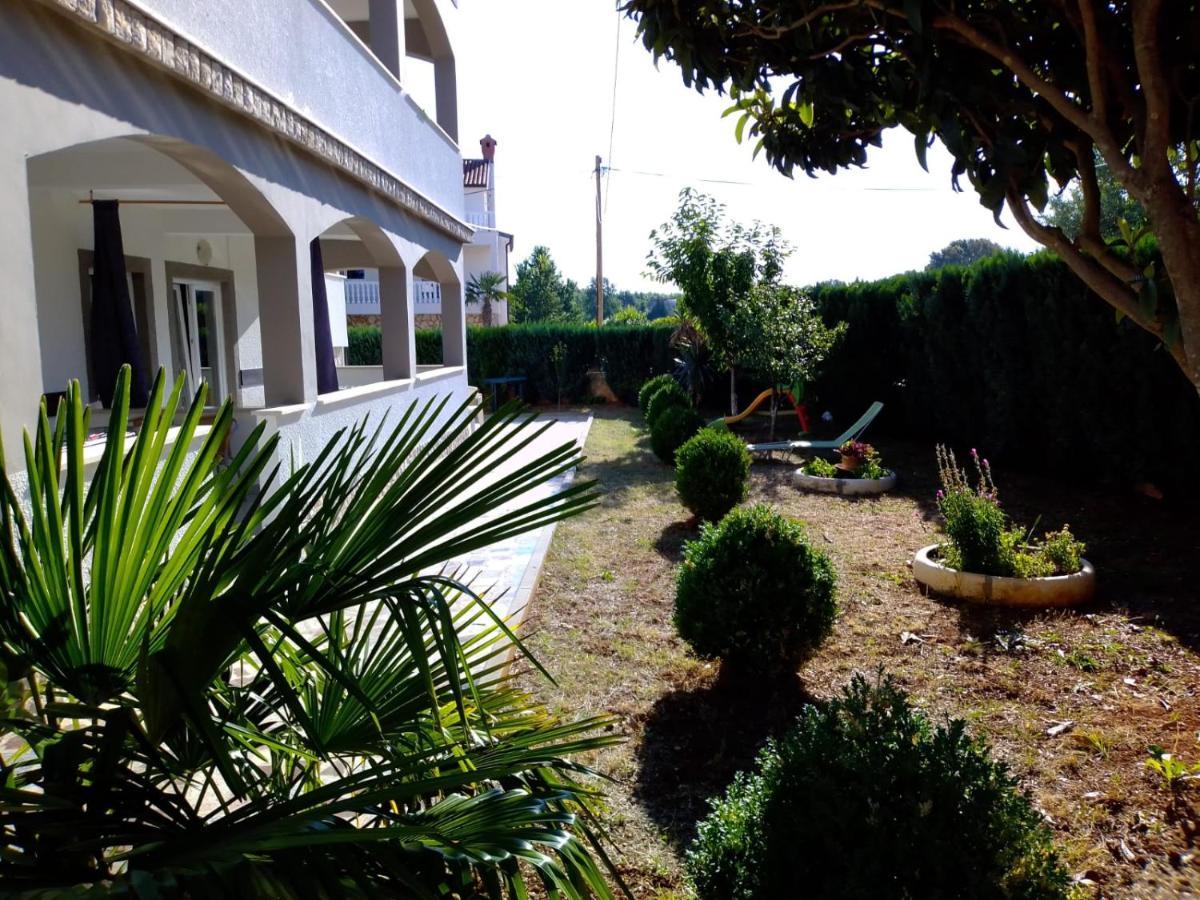 Apartments & Zimmer Jasmine Фунтана Экстерьер фото