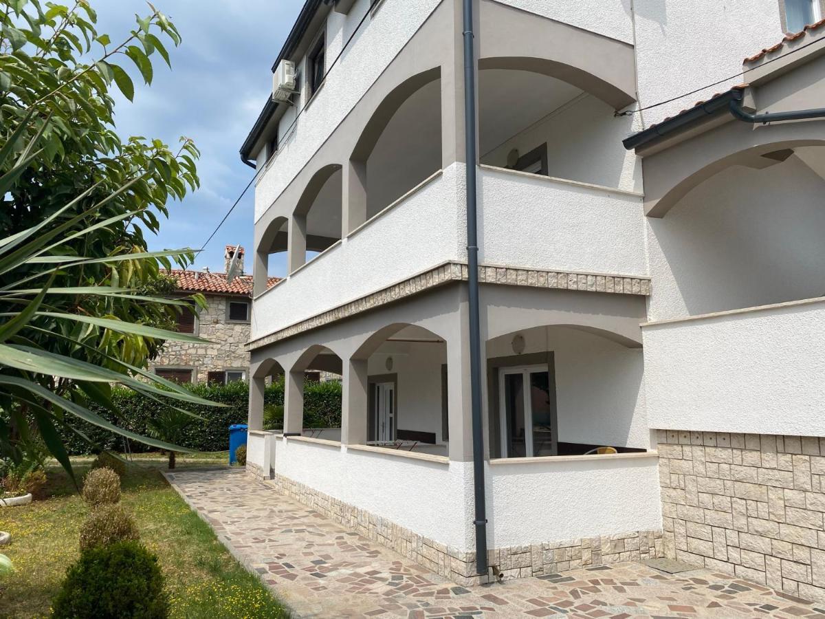 Apartments & Zimmer Jasmine Фунтана Экстерьер фото